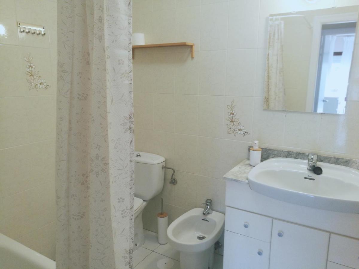 Apartamento a cuatro minutos caminando de la playa Noja Exterior foto